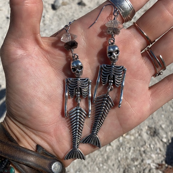 Herkimer diamond skeleton mermaid earrings - Picture 2 of 6